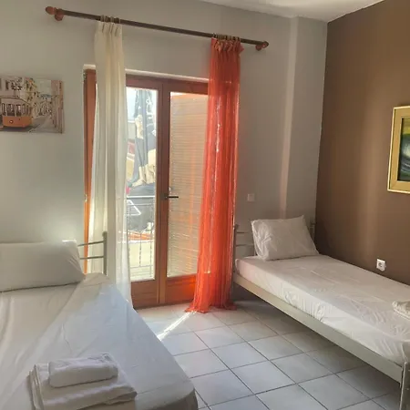 Charming In Paralia Ofriniou, 50m From The Beach, Free Parking, Wi-fi, Pet-friendly, Ac * Ofrínion