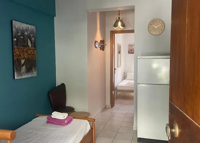 Charming In Paralia Ofriniou, 50m From The Beach, Free Parking, Wi-fi, Pet-friendly, Ac *