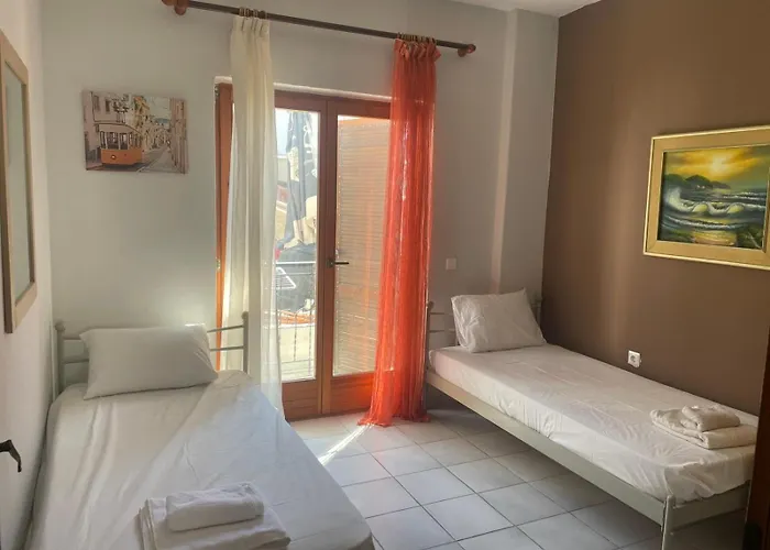 Charming In Paralia Ofriniou, 50m From The Beach, Free Parking, Wi-fi, Pet-friendly, Ac * Ofrínion